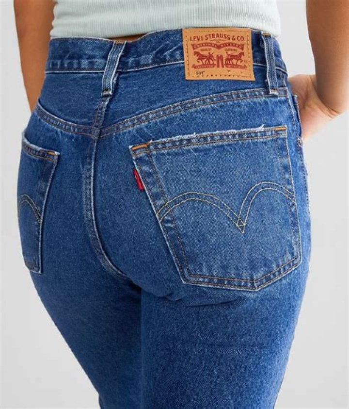 Are 501s high waisted?