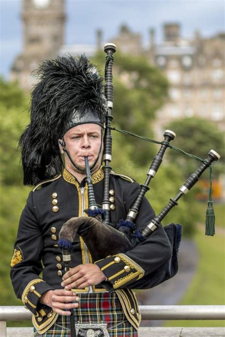Are bagpipes and kilts Scottish or Irish?