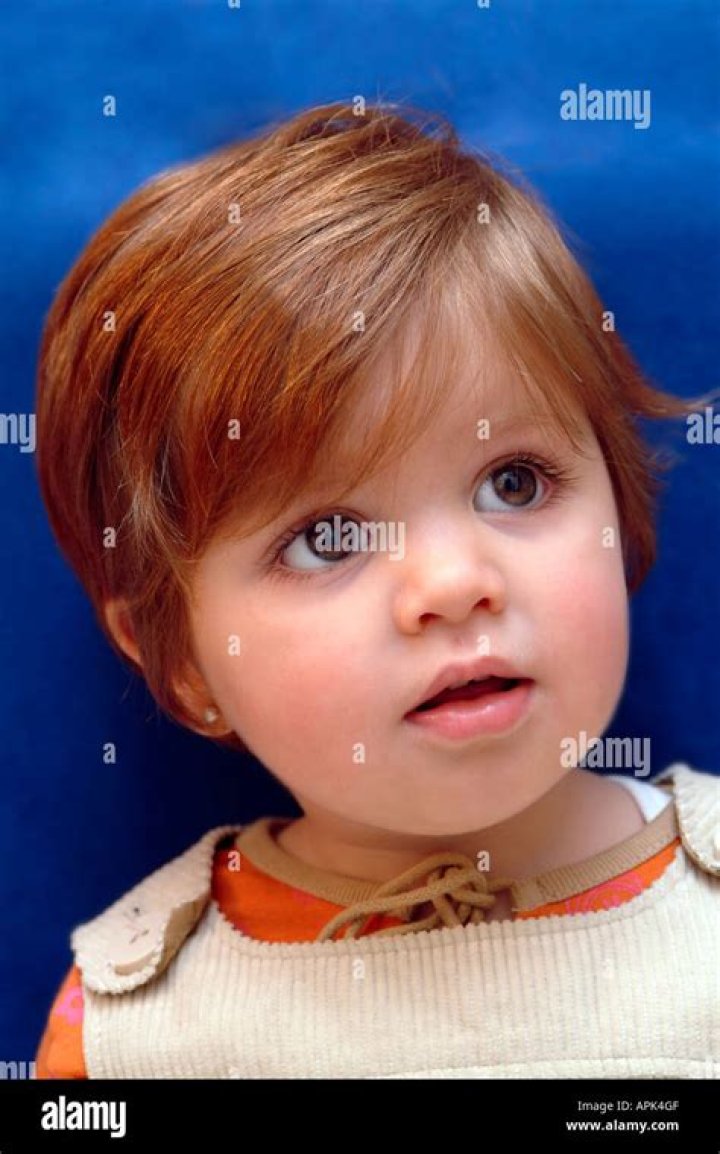 Can 2 brunettes have a red haired baby?