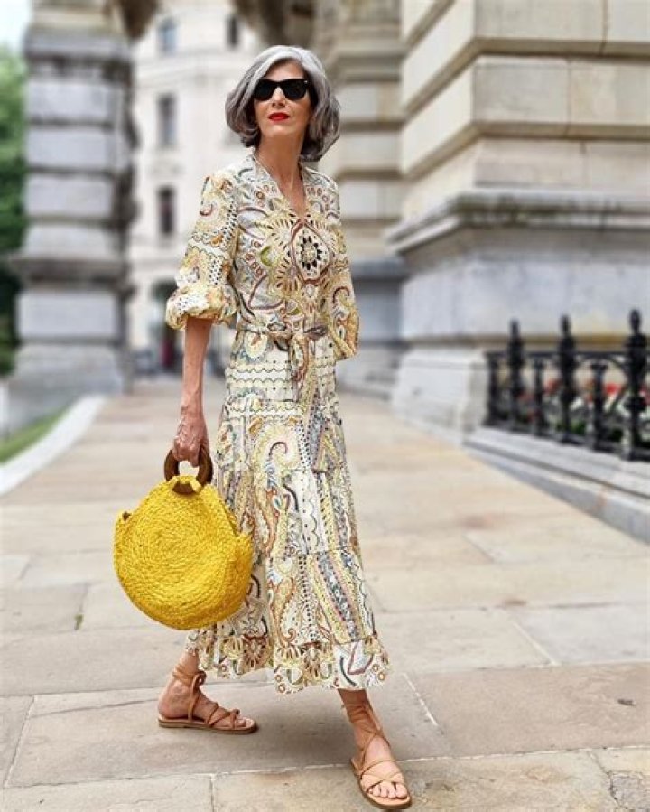 Can a 60 year old wear a short dress?