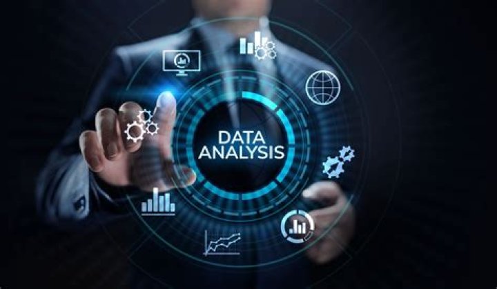 Can I be a data analyst without experience?