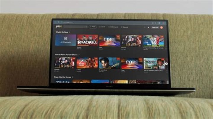 Can I use an old laptop as a Plex server?