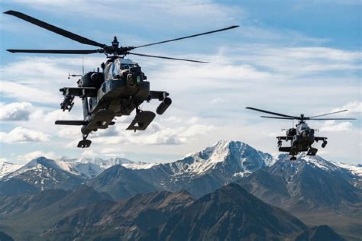 Can military helicopters fly in rain?