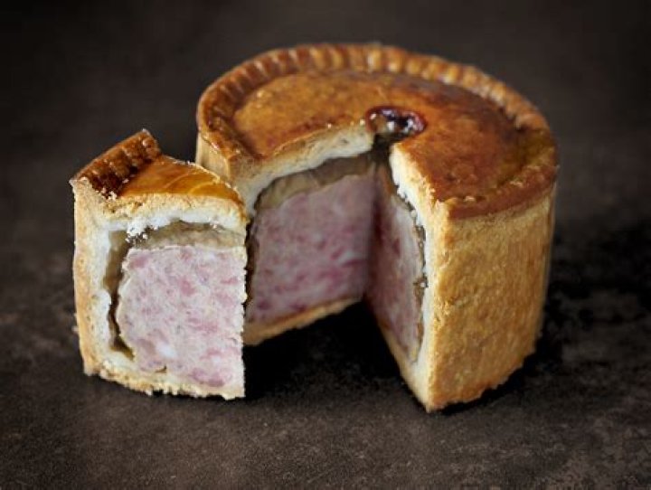 Can you give mince pies to birds?