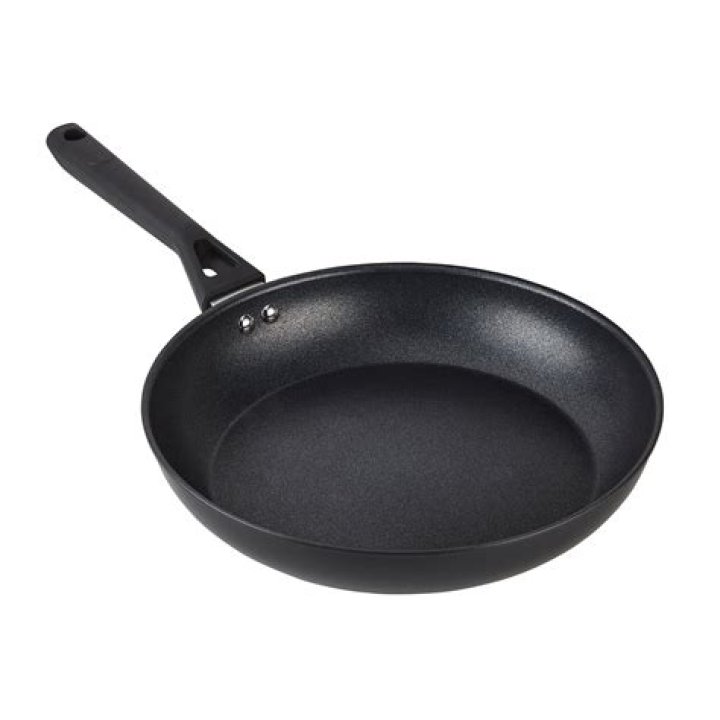Can you reheat steak in a frying pan?