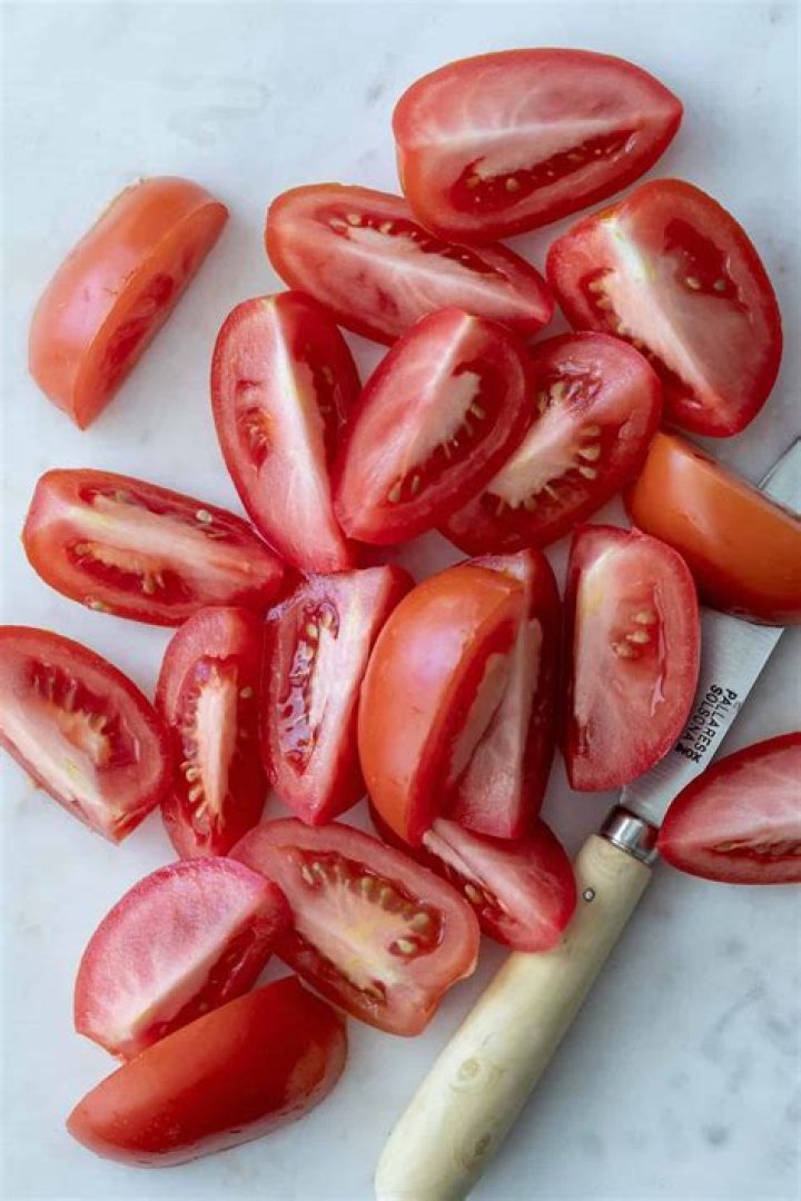 Can you slice tomatoes and freeze them?