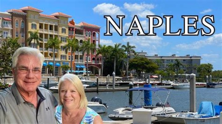 Do any celebrities live in Naples Florida?