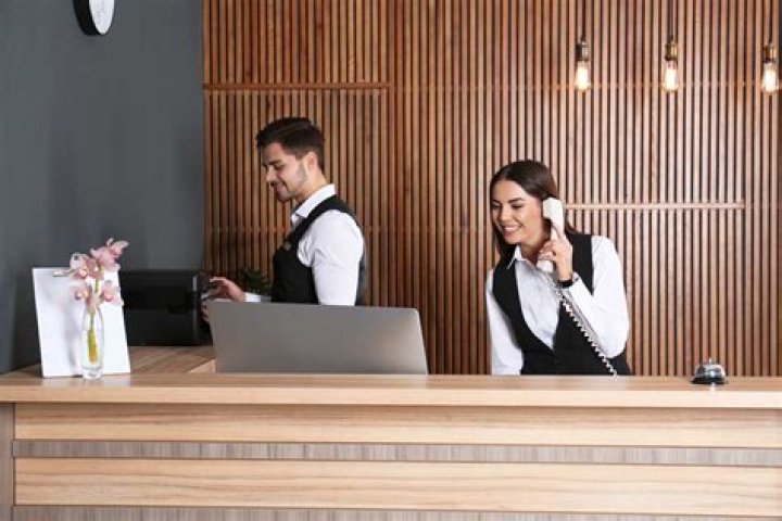 Do hotels always have someone at the front desk?