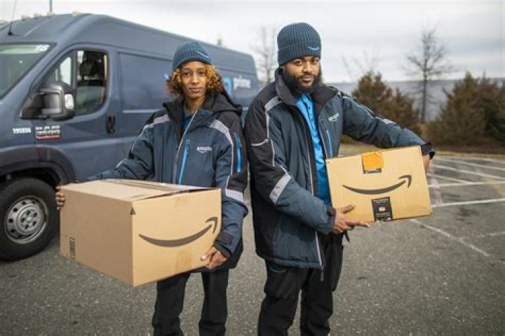 Does Amazon provide free lunch?
