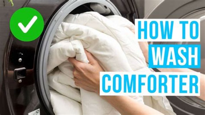 How do you wash someone in bed?