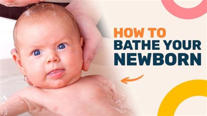 How many times are you supposed to bathe a newborn?