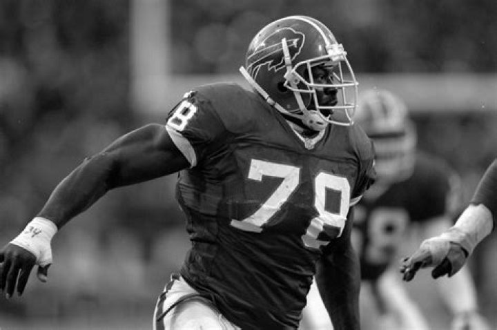 How much is an NFL pension?