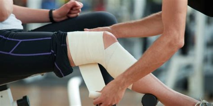Should you wrap a leg with cellulitis?