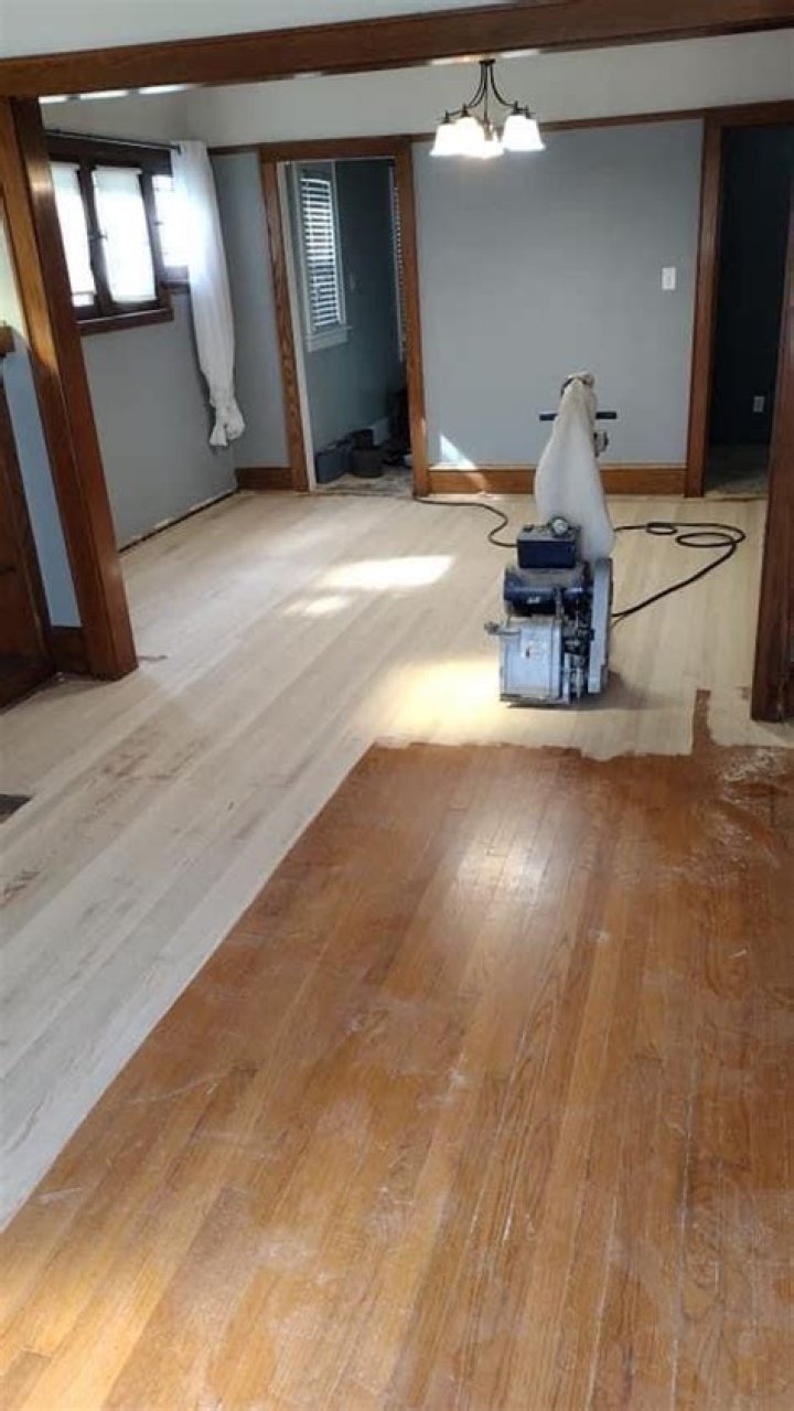 What grit sandpaper should I use for hardwood floors?