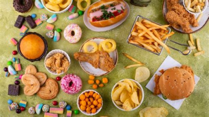 Which is worse junk food or alcohol?