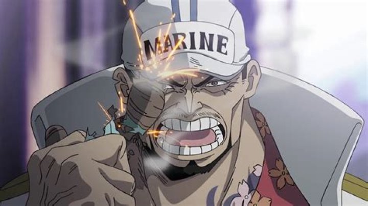 Who is stronger Sengoku or Garp?
