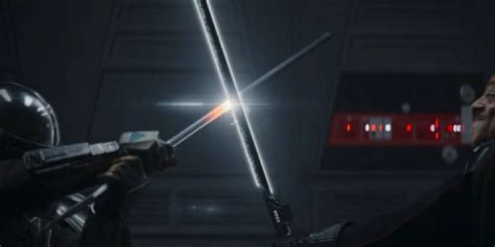 Why does Mando struggle with the Darksaber?