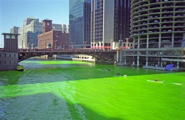 Why does the Chicago River smell?