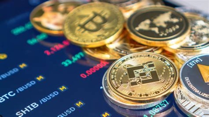Will digital currency replace money?